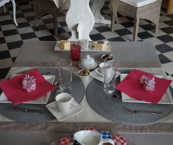 Le Clos Saint Jean Bed & Breakfast 3*